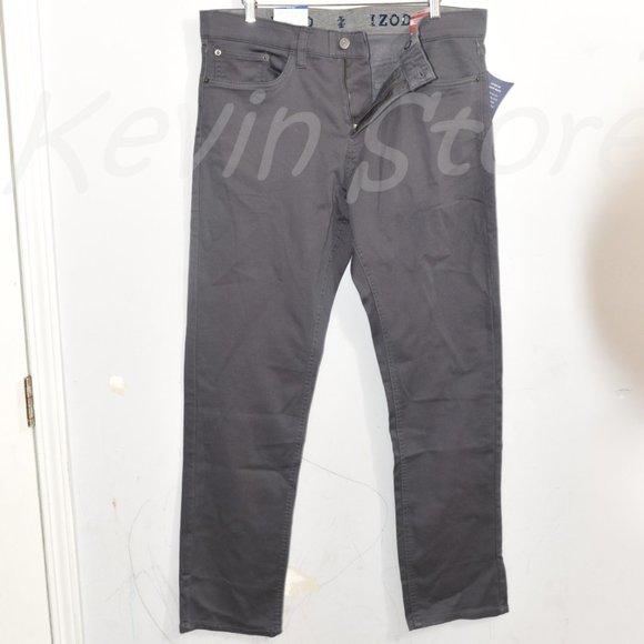 GRAY - Izod Men's Stretch 5 Pocket Regular Fit Jeans - Picture 3 of 11